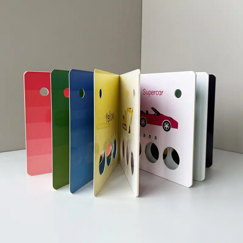 Children's cardboard activity book - Imagen 3